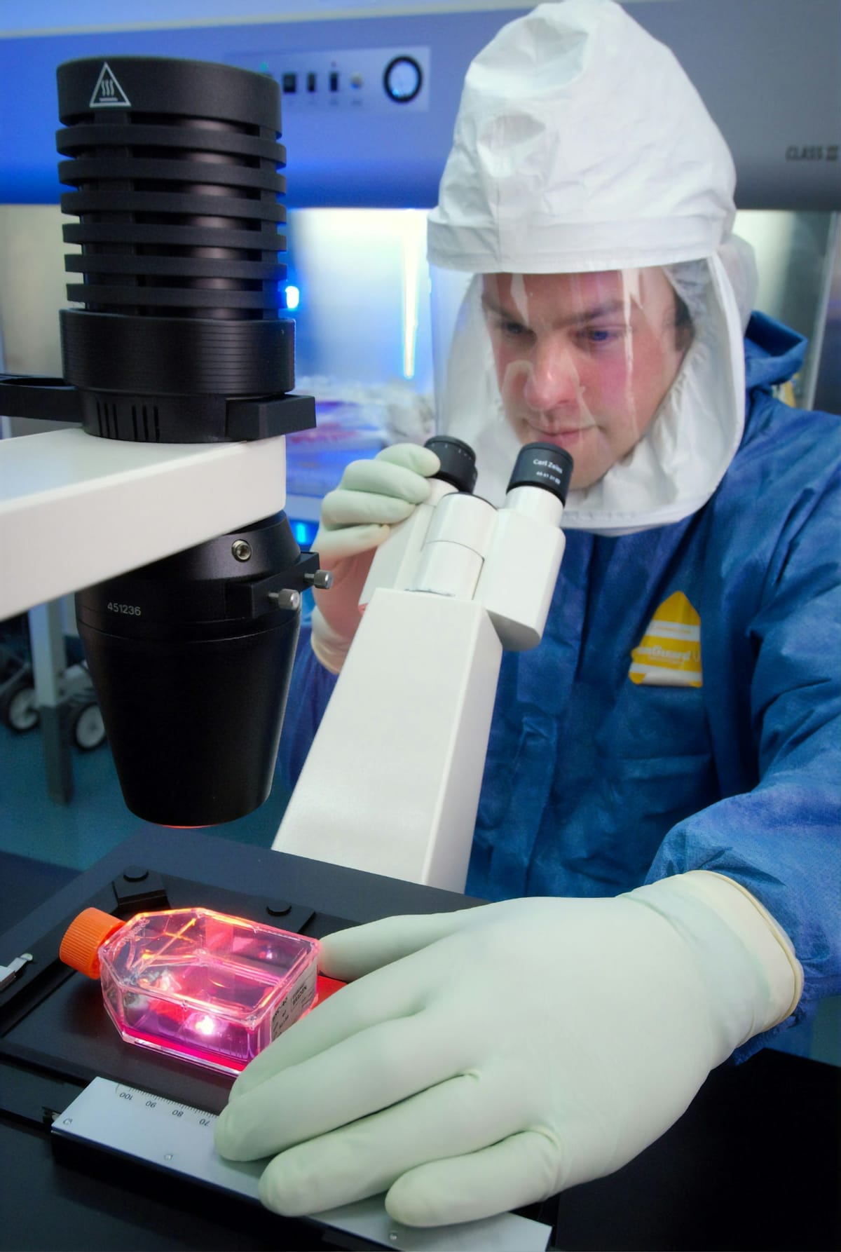 Clinical research data analysis in laboratory setting