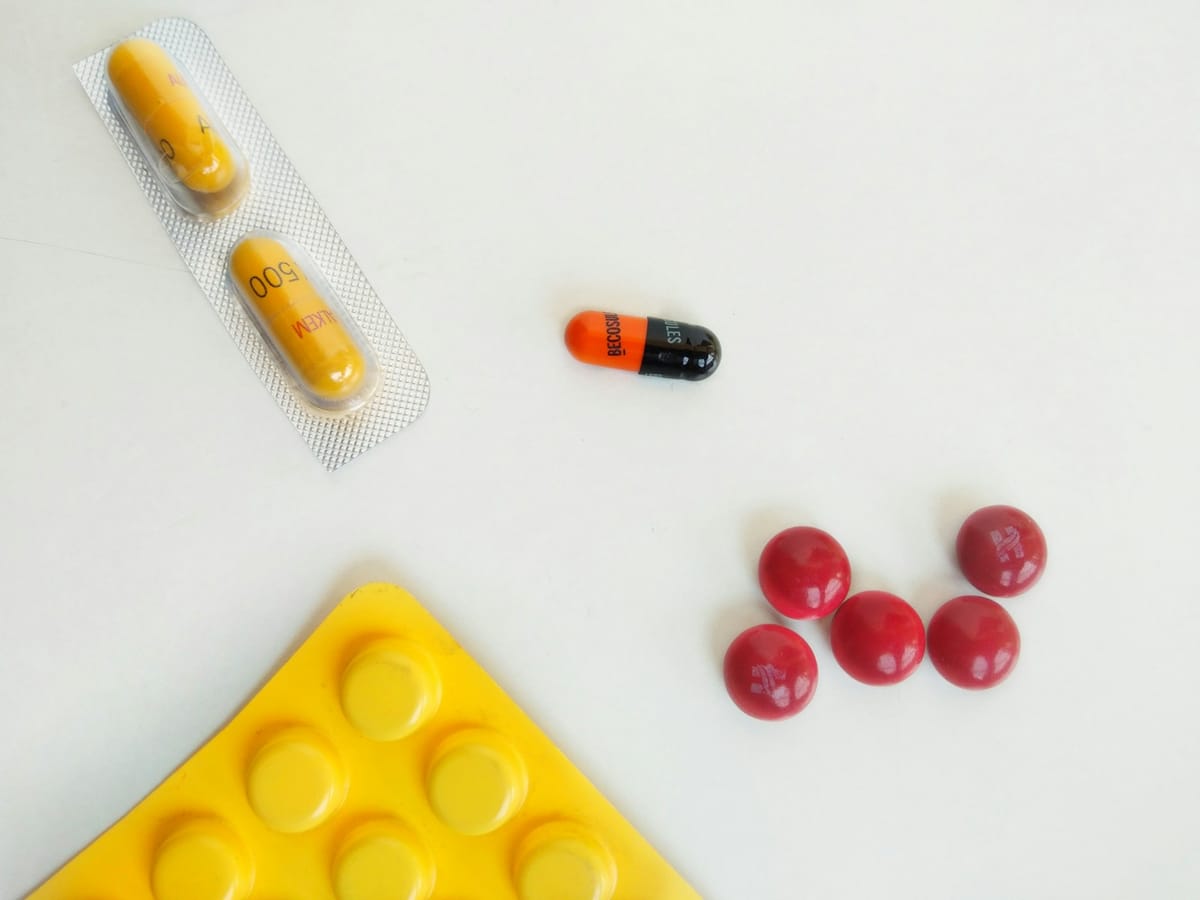 Capsule Swallowing Experience for EBC-46 Supplements: A User-Reports Overview